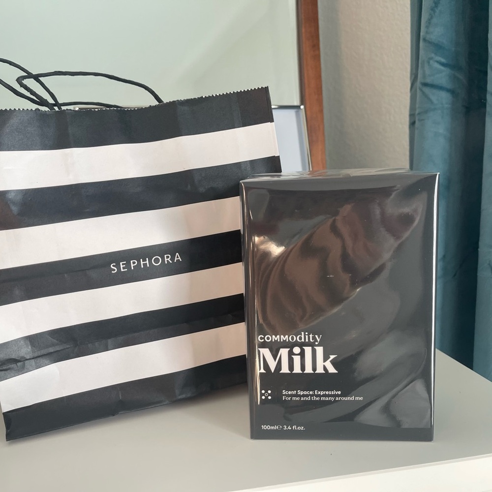 Commodity Milk Scented Expressive Perfume